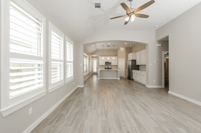 Photo - 235 Aster View Ct