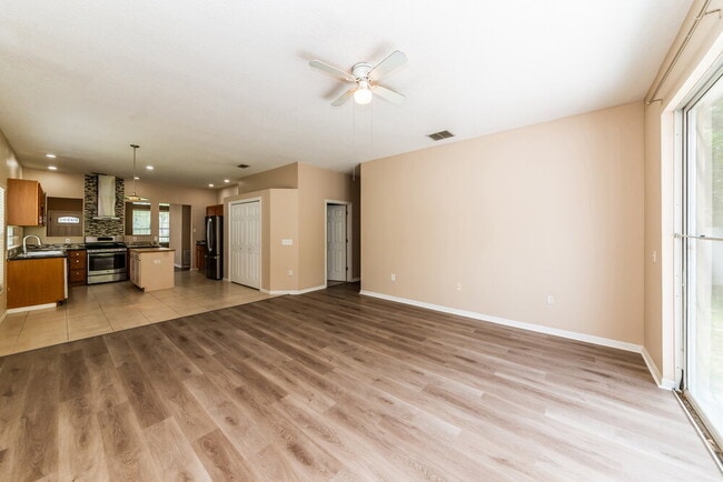 Photo - 12336 Hollybush Terrace