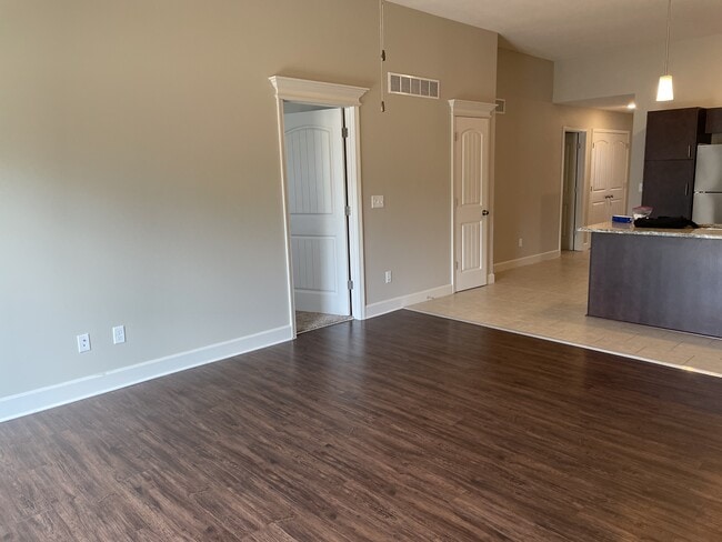 Photo - 9229 N Gower Ave