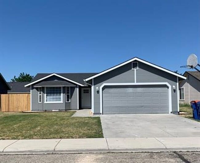 South Boise 3 Bedroom Home - South Boise 3 Bedroom Home