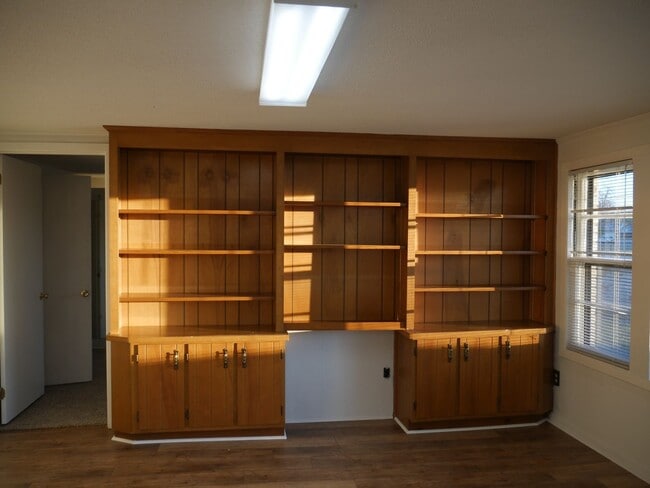 Photo - Old fashioned charm in the heart of Lakeland