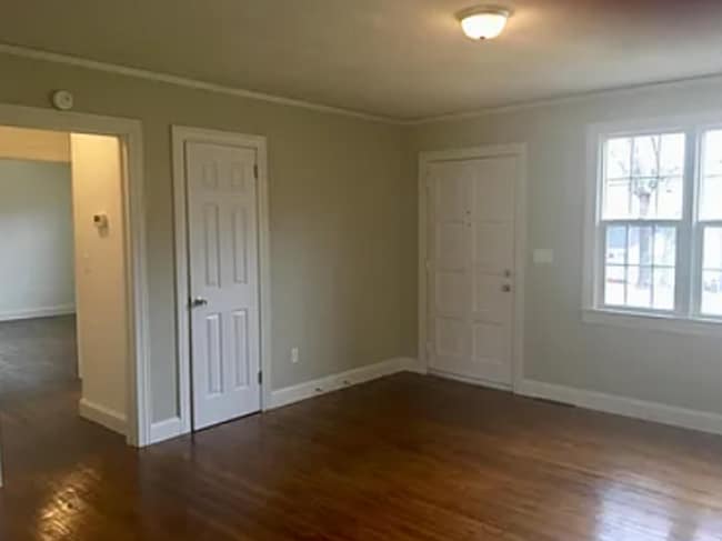Photo - 114 Woodland Dr