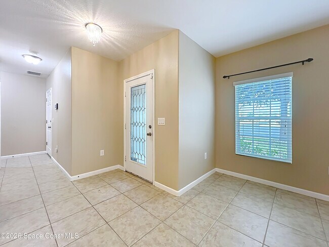 Photo - 1288 Dillard Dr SE