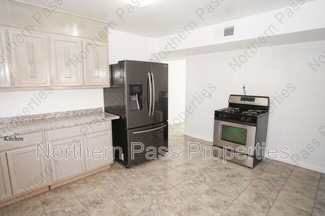 Photo - 8125 Loma Terrace Rd