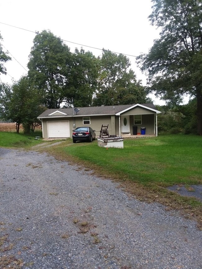Photo - Enjoy this 2 bedroom Dillsburg County home