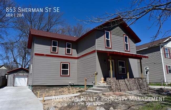 Building Photo - 853 Sherman St SE