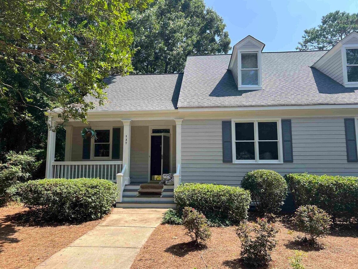 Photo - 129 Woodcrest Dr