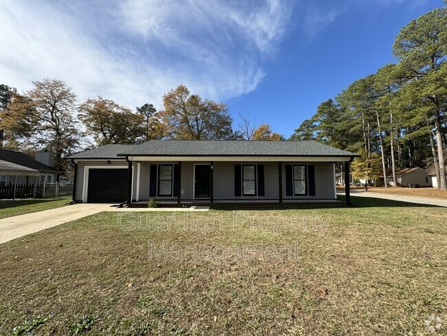 Building Photo - 900 Inglewood Ln Rental