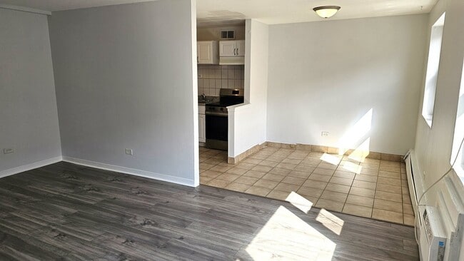 Photo - 2025 W Granville Ave Unit B305