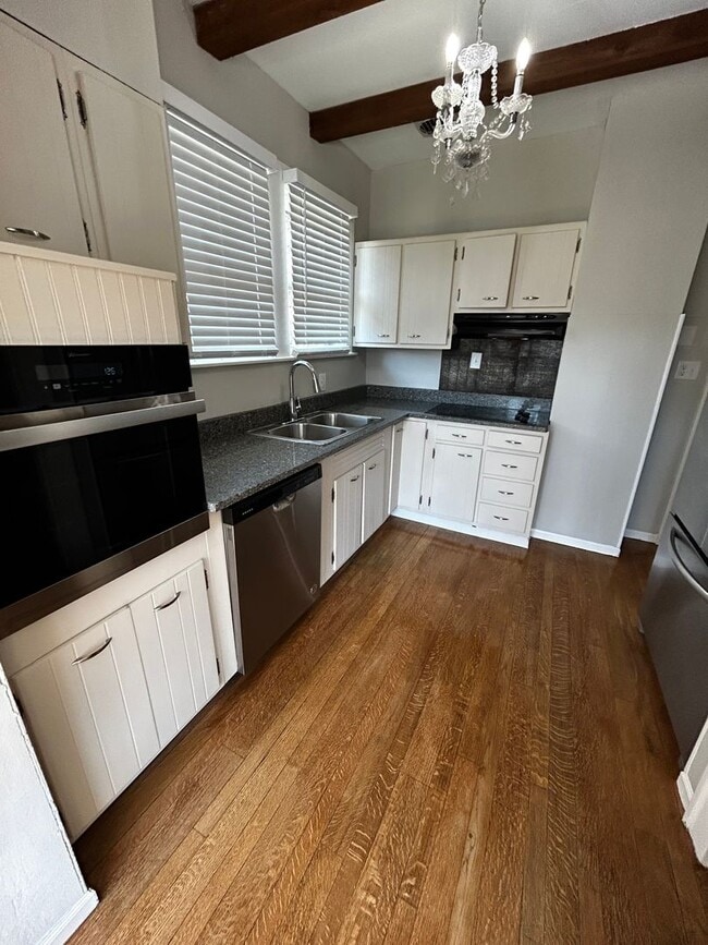 Photo - 1003 Clinton Ave