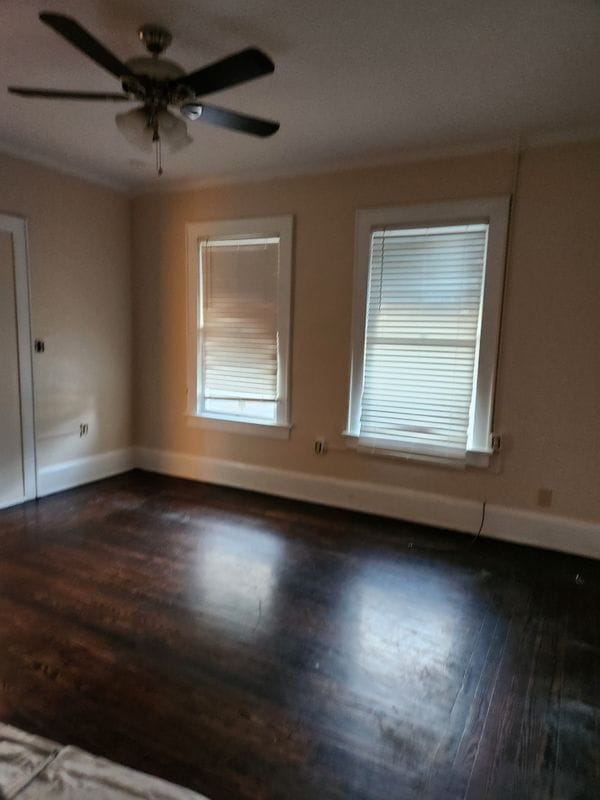 Photo - 731 Ave A SW