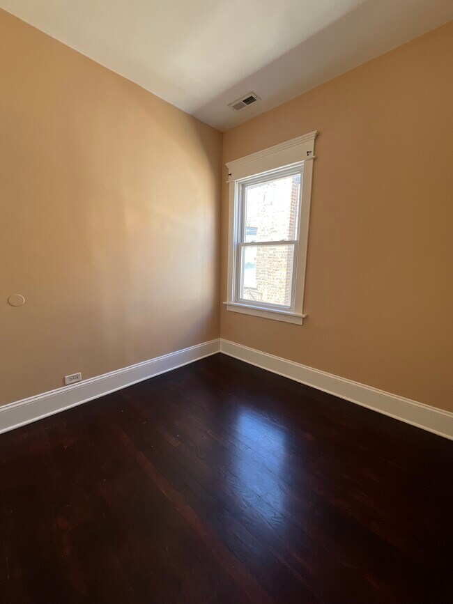 Photo - 1828 S 58th Ave Unit 2