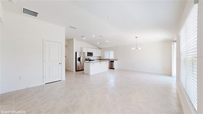 Photo - 1019 Gotthard Pass Dr.