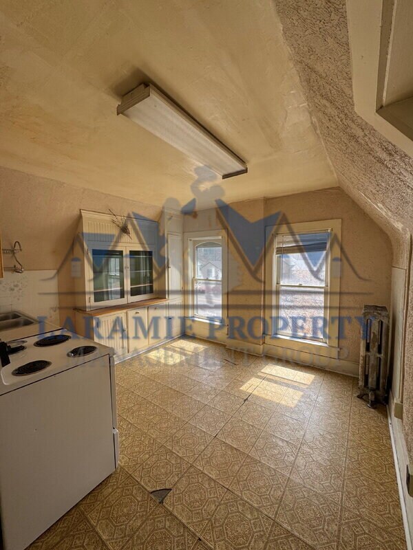 Photo - 619 S 5th St Unit 3