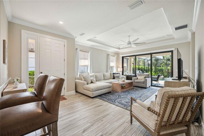 Photo - 5305 Bartolomeo St