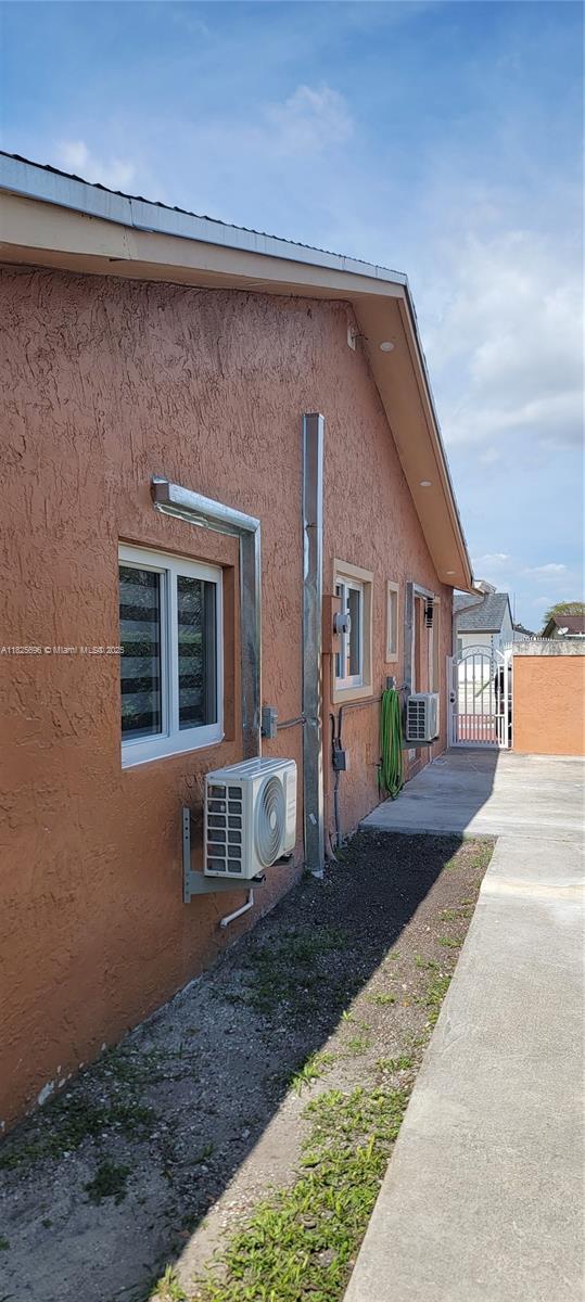 Photo - 13220 SW 46th St Apartamento Unidad 2