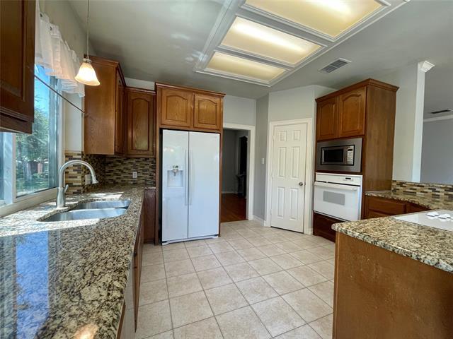 Photo - 8117 Sunscape Ln S