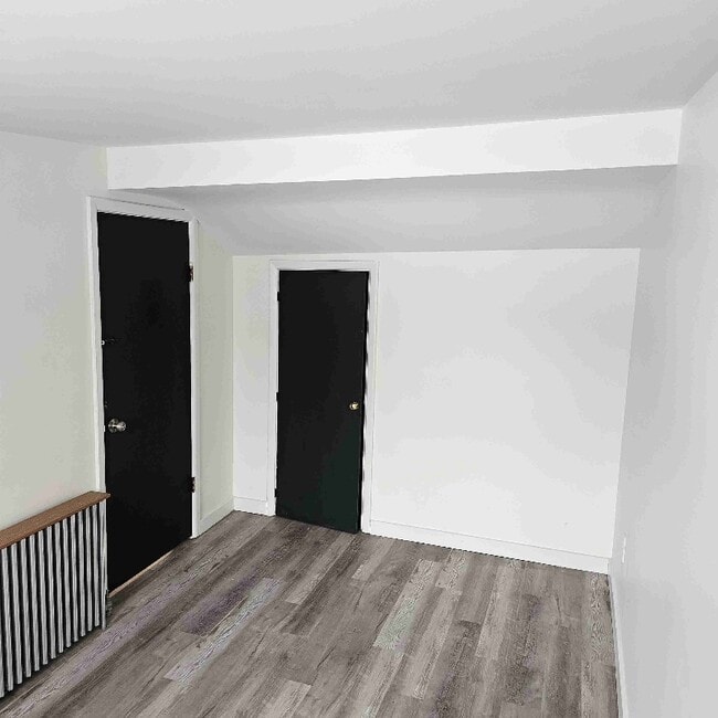 Photo - 156 Ontario St Unit 2