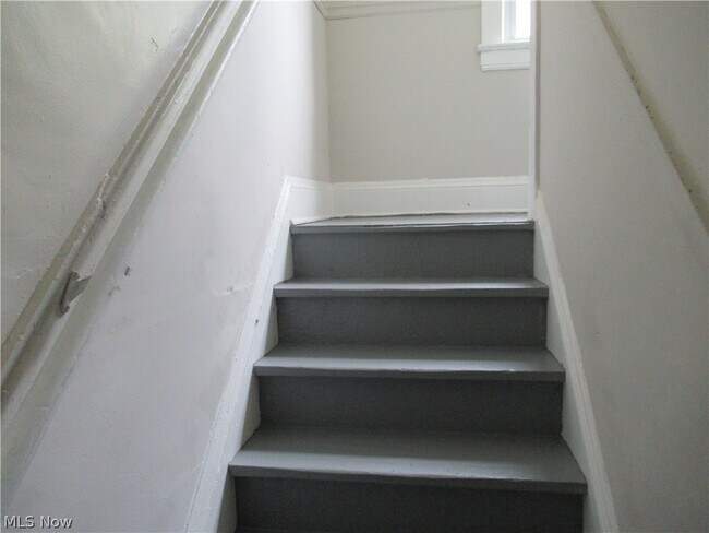 Photo - 2080 Halstead Ave Unit 2