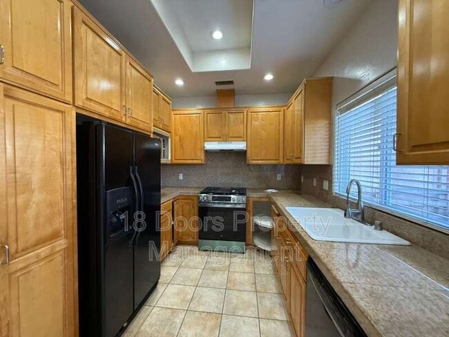 Photo - 1935 Felspar St