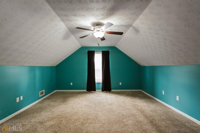 Photo - 137 Bristol Woods Dr