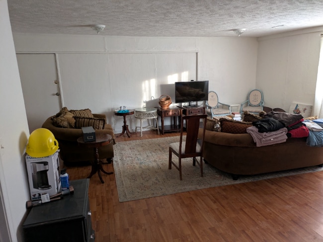 Photo - 217 Church St