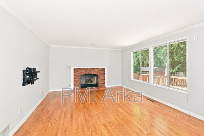 Photo - 23408 NE 29th Pl