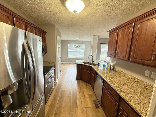 Photo - 1303 Bostwick Ln