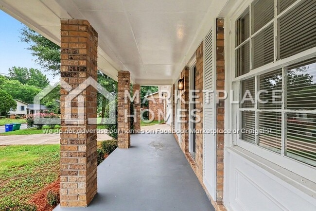 Photo - 3713 Stanford Cir