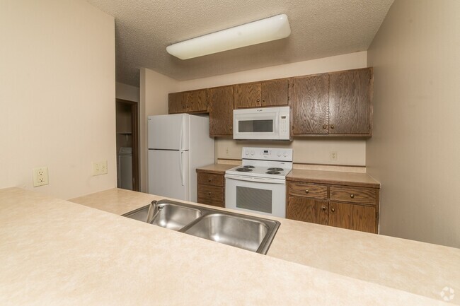 Building Photo - Oxbow Estates Rental