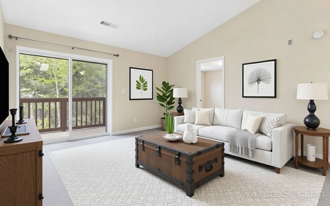 Building Photo - Suncrest -13B Unit Suncrest-13B