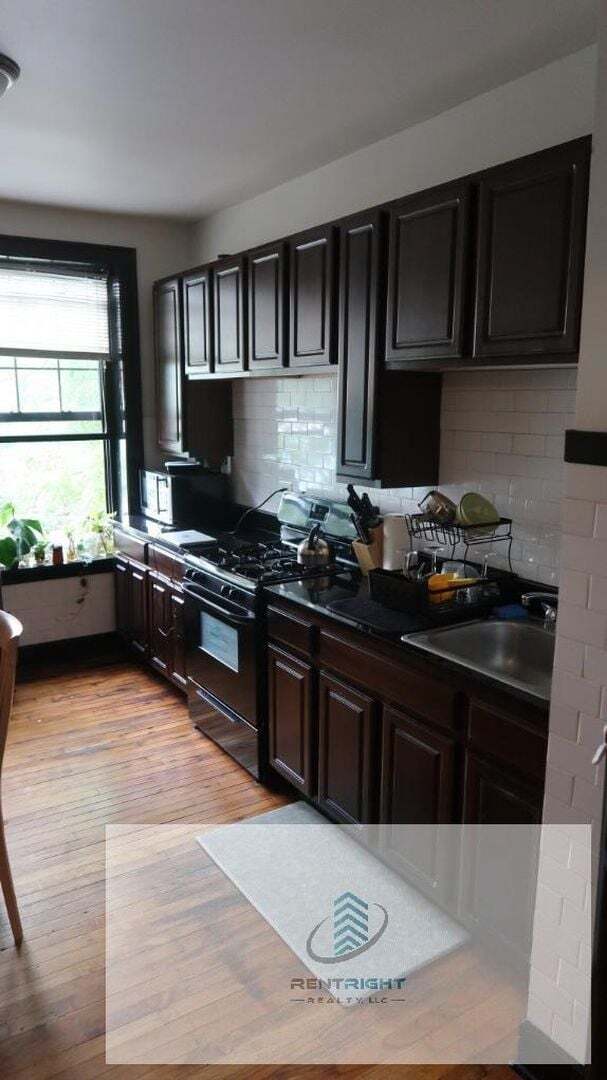 Photo - 1260 W Devon Ave