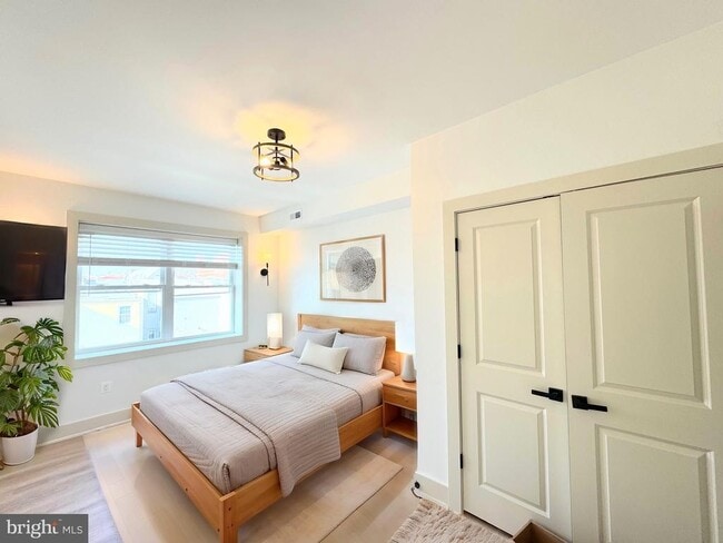 Photo - 1802 11th St NW