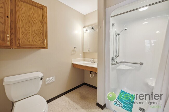 Photo - $650 / 1 br / 1.0 ba / 630 sqft Simple Living - Studio Apartments! Unidad 120