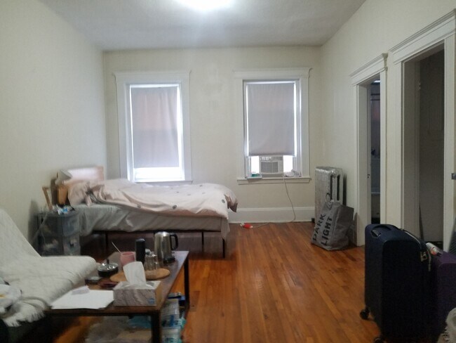 Photo - 1334 Commonwealth Ave Unit 4