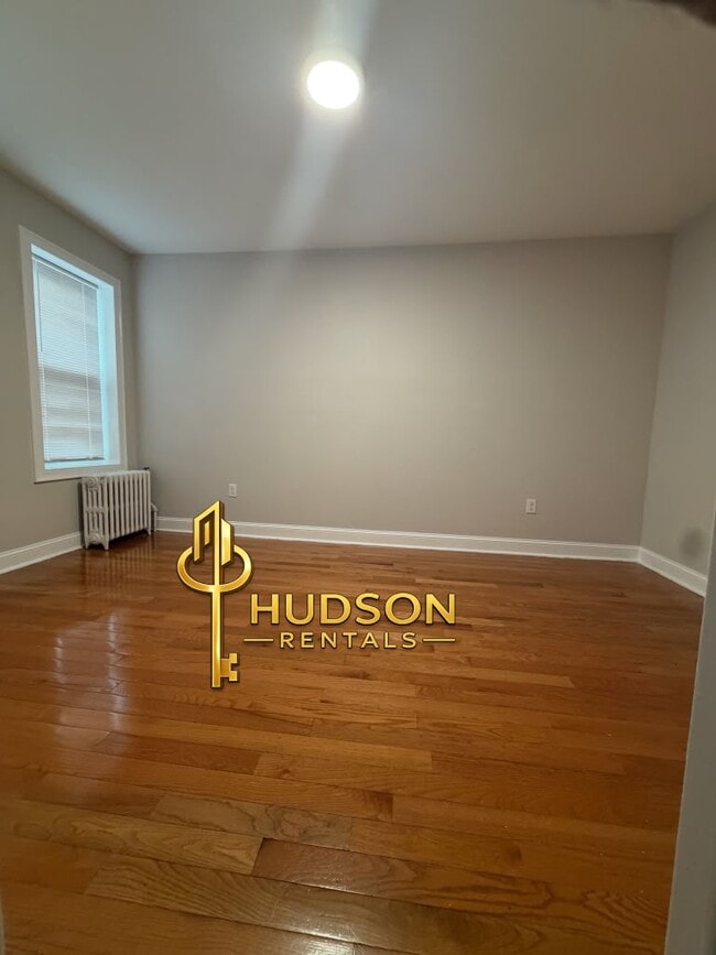 546 Bergen Ave E6