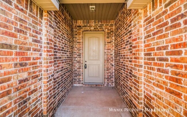 Photo - 2023 88th St