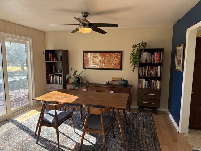 Photo - 18 Cricklewood Cir