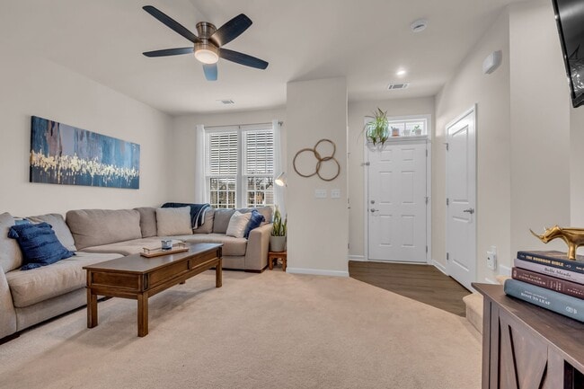 PROPERTY DOES NOT COME FURNISHED - 420 Park Ave