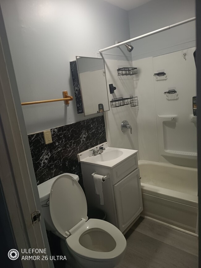 Photo - 30 Sachem St Unit Apt 2R