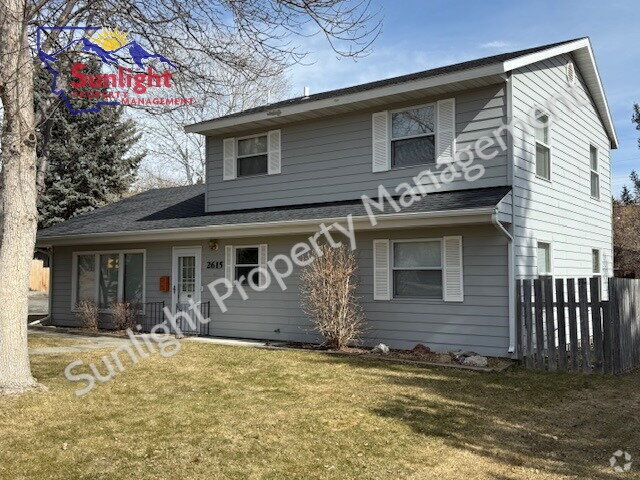 Building Photo - 2 Story 3 Bed 2 Full Bath with Heated Garage Rental