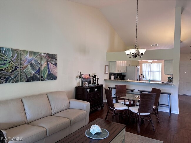 Photo - 321 Robin Hood Cir Unidad 201