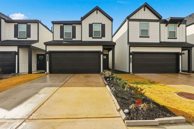 Building Photo - 12330 Basilwood Dr