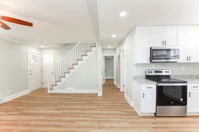 Photo - Charming Bungalow