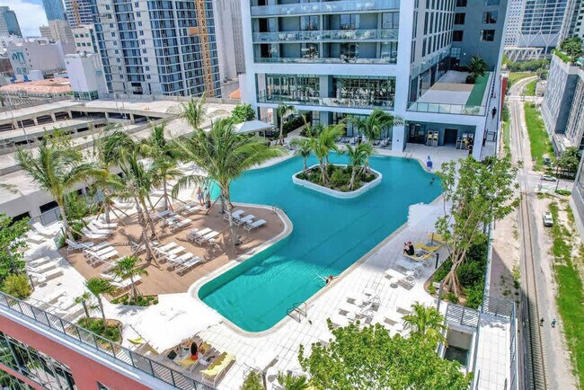 Photo - 601 NE 1st Ave Unit ID1227549P