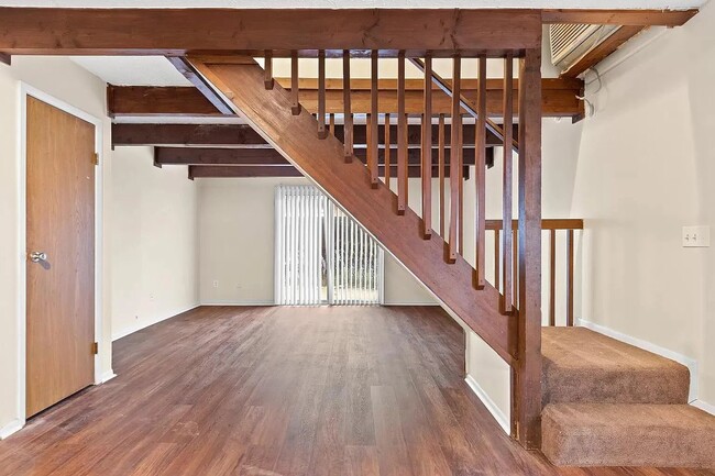Photo - 1000 Brooks End Ct