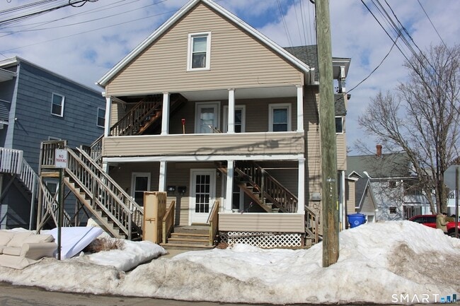 Building Photo - 46 Pulaski St