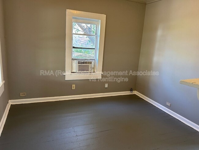 Photo - 526 N 8th St