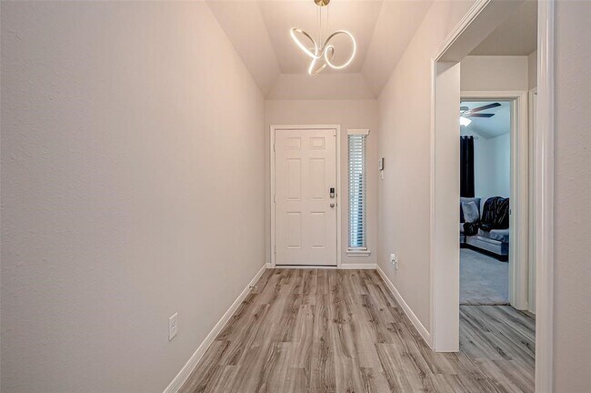Photo - 24411 Skytrail Dr