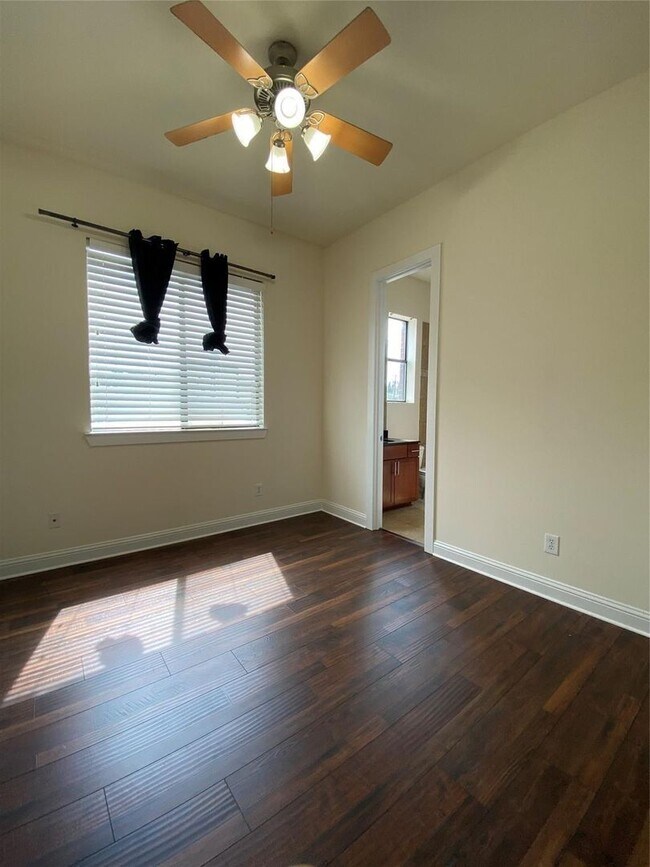 Photo - Contemporary M Street Duplex with 3rd Floo...